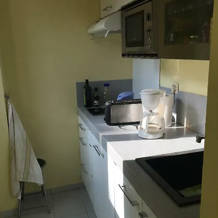 Апартаменты 23 Rue De La Chapelle *